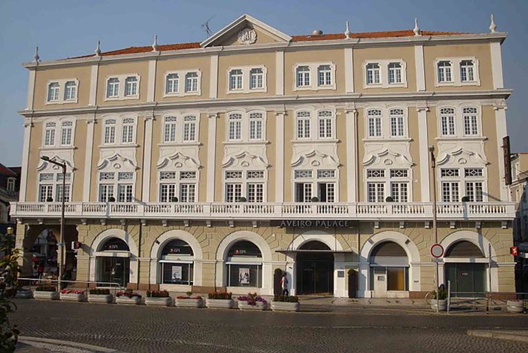 The Budget-Friendly Aveiro Accommodation Guide