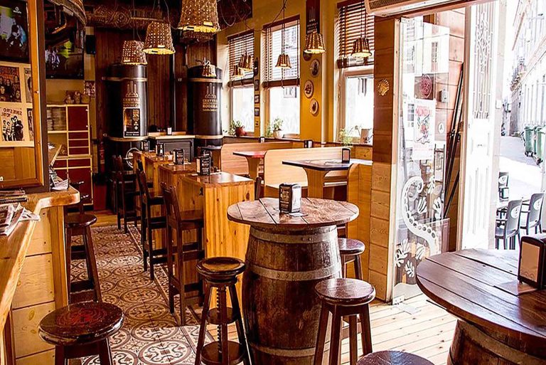 Pontevedra Culinary Map: Authentic Restaurants Hidden in the Old Town Alleys