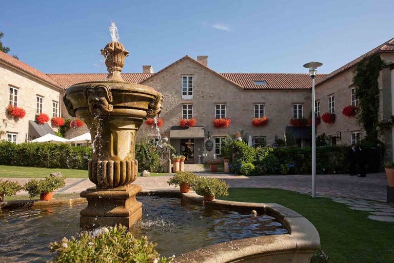 Experiencing a Romantic Night in Ourense’s Boutique Hotels